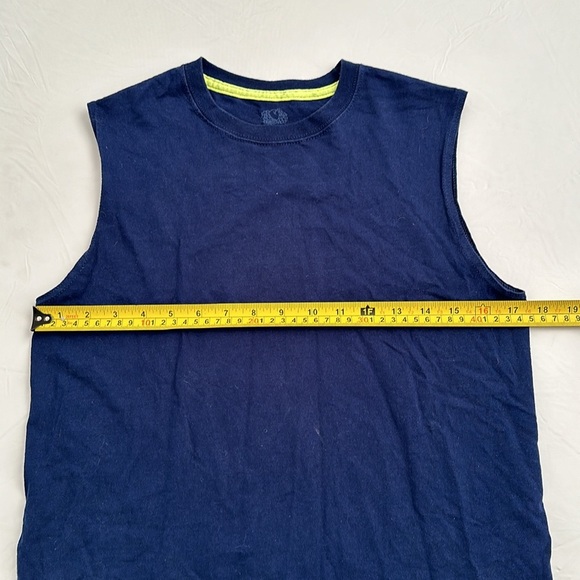 Fruit of the Loom navy blue sleeveless muscle t-shirt - Picture 4 of 5